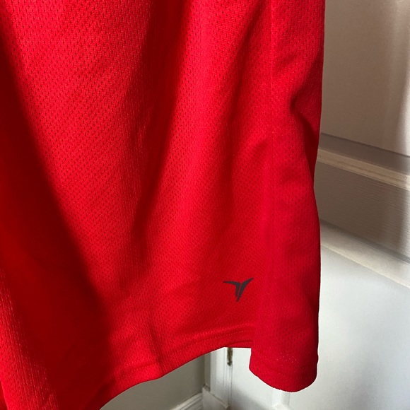 Old Navy Active Shorts - Picture 2 of 8